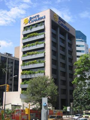 Nueva sede del Banco Canarias.jpg