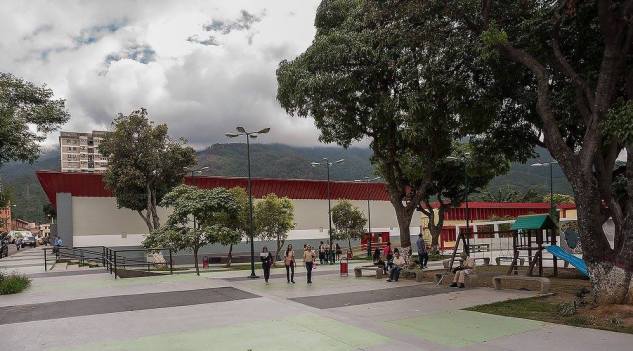 Plaza Los Liceos Cotiza.jpg