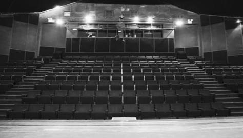 Teatro Alberto Paz y Mateo 2.jpg