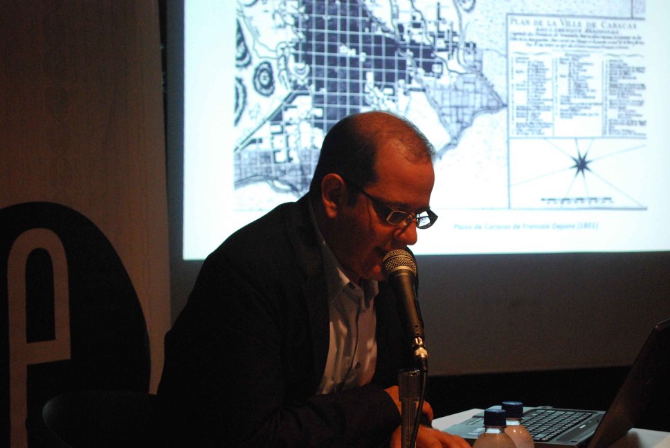 Conferencia El Paisaje Histórico.jpg