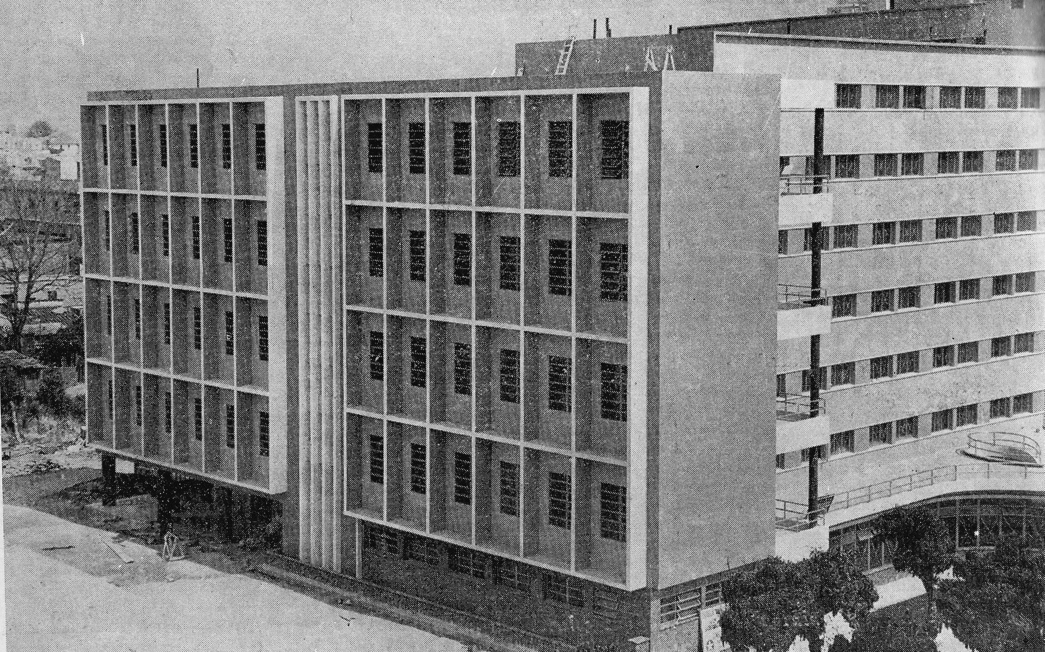 Escuela Municipal de Enfermeras.jpg