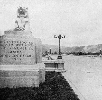 Puente de Los Leones